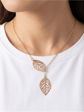 Gold Leaf Lariat Necklace | Y-Style Filigree Nature Pendant